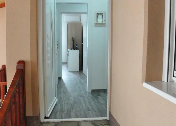 Bojana アパート *